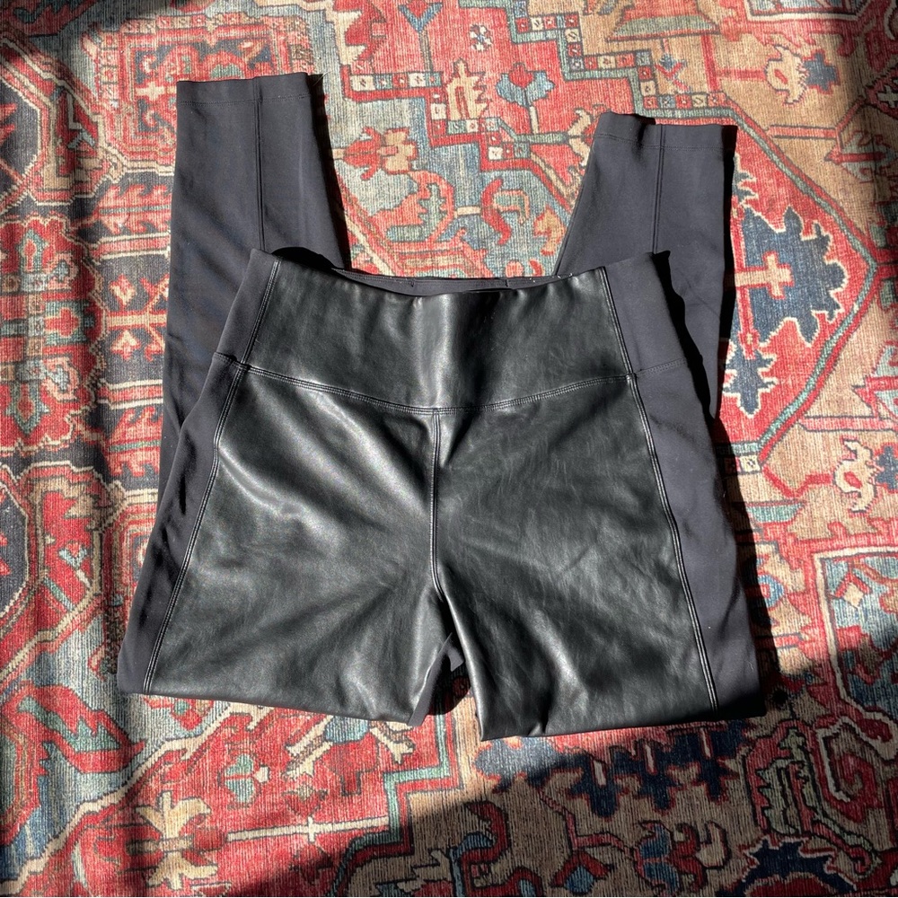 Athleta Delaney Shine Tights Size L